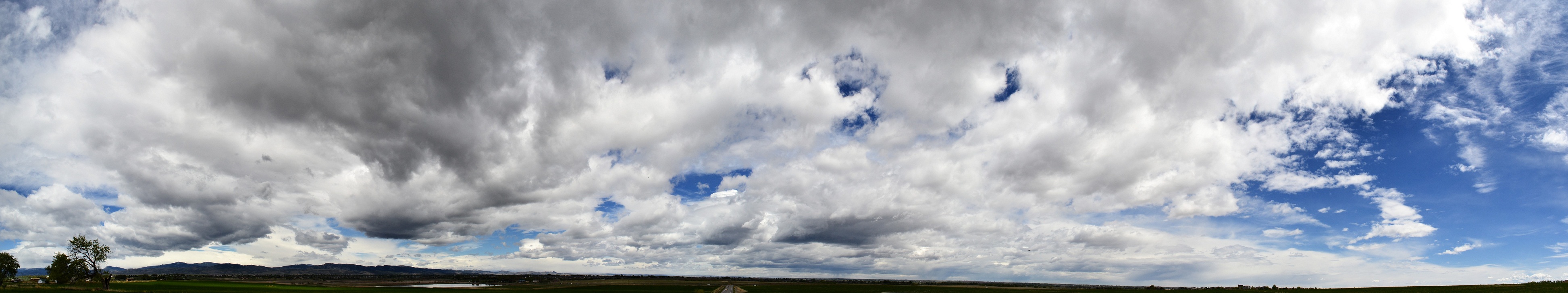 taken from http://www.coclouds.com/wp-content/uploads/2011/05/variety-clouds-panoramic2-2011-05-21.jpg